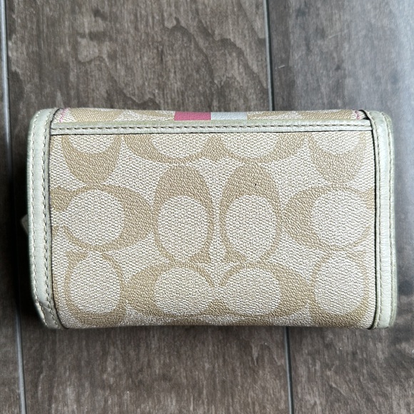 Clearance | Coach wallet - Picture 2 of 5